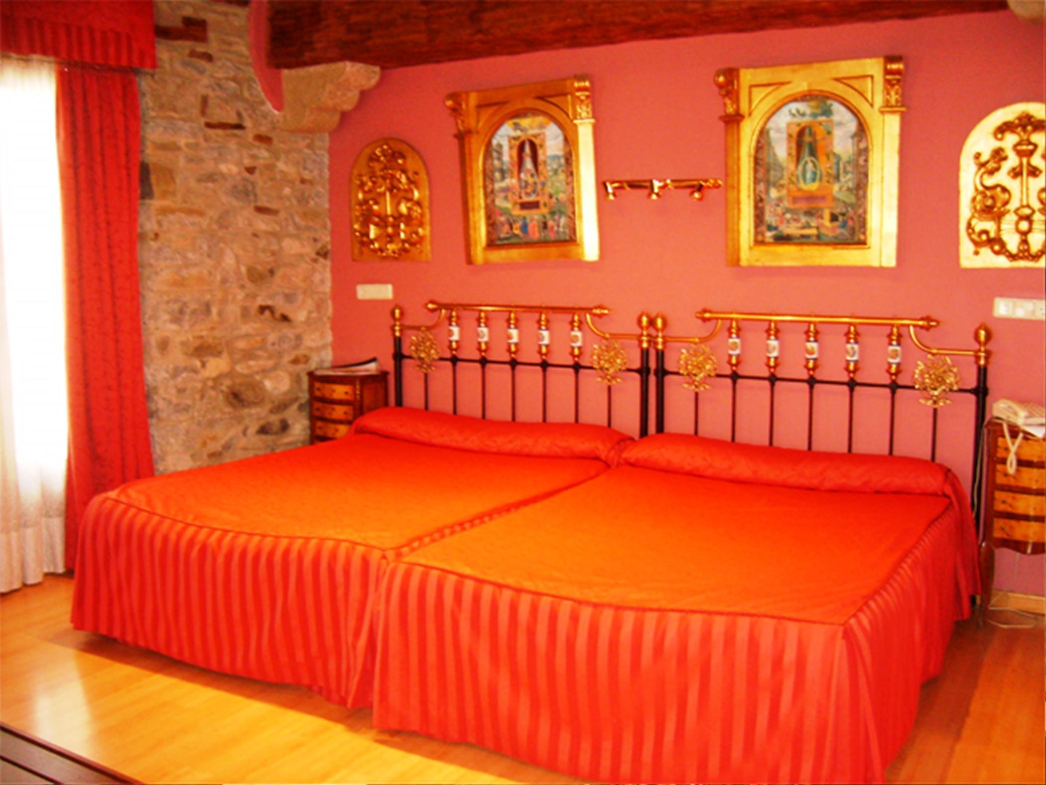 Hotel Mur Jaca Bagian luar foto