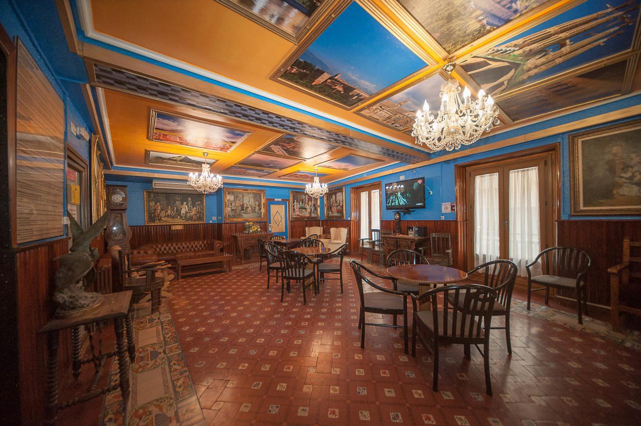 Hotel Mur Jaca Bagian luar foto